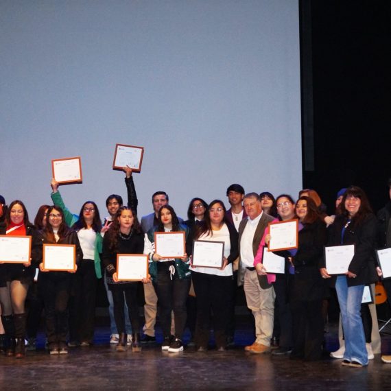  Certificación de Alumnos en Comuna de Melipilla